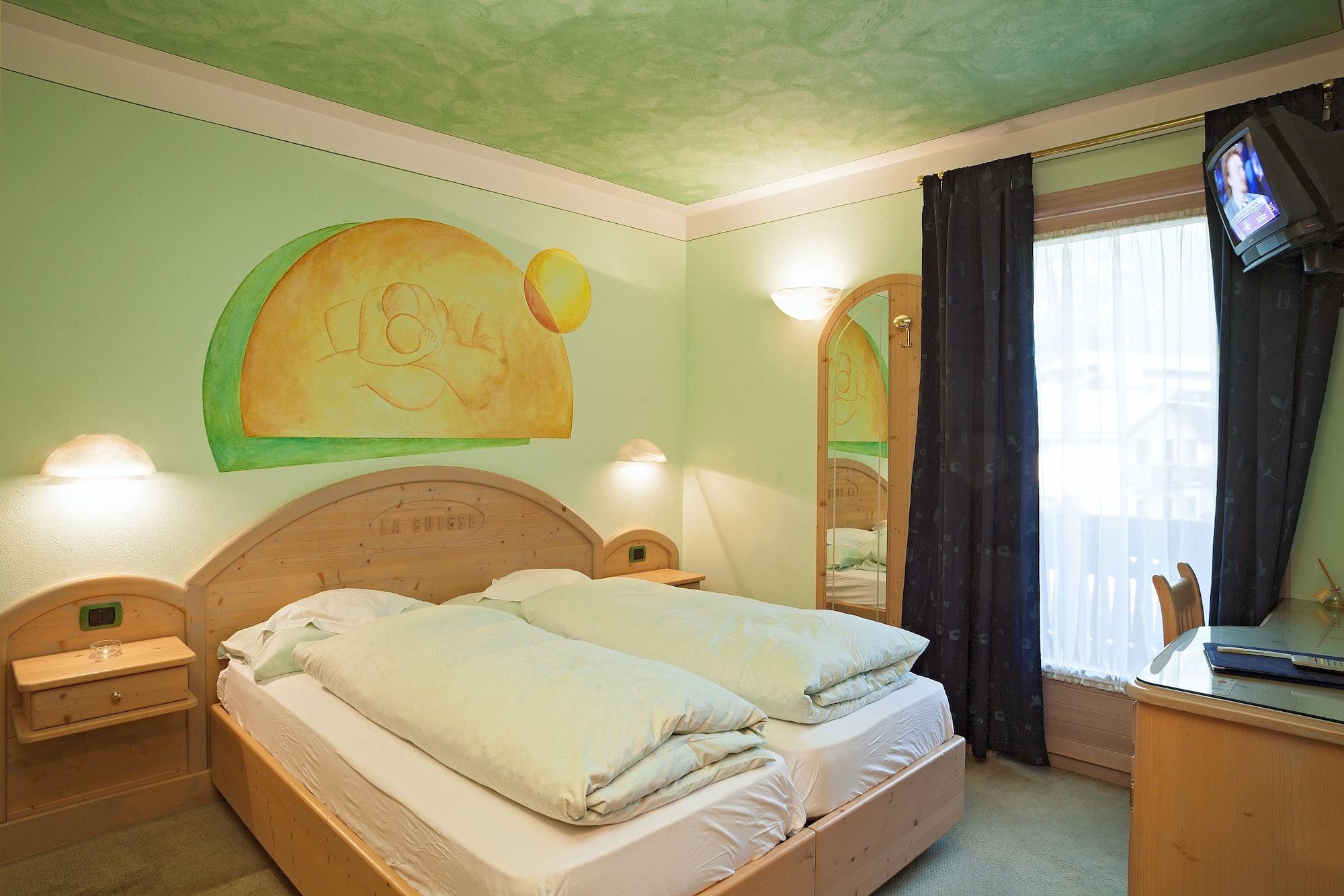 Hotel "La Suisse" ليفينو المظهر الخارجي الصورة
