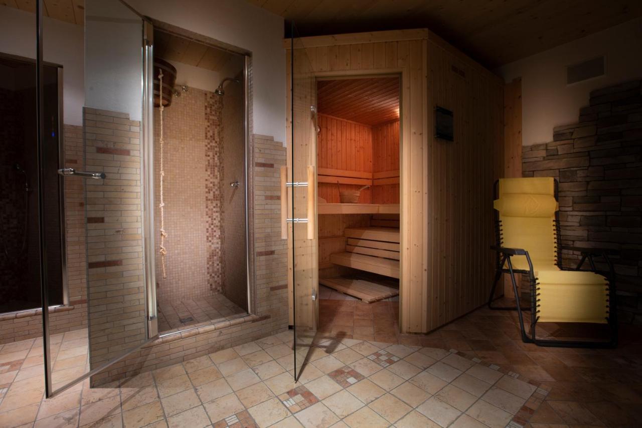 Hotel "La Suisse" ليفينو المظهر الخارجي الصورة